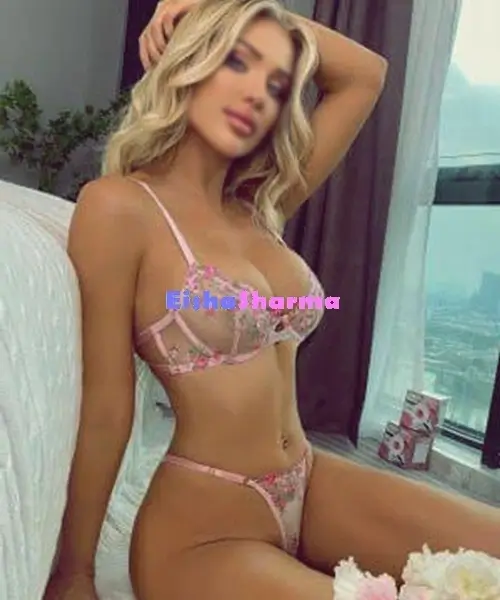 Russian escort girl in Gurgaon